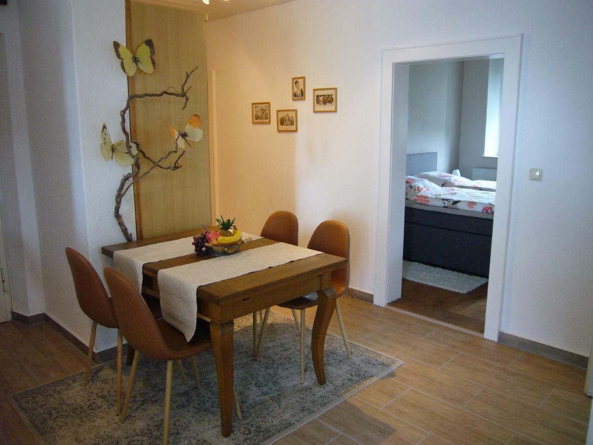 Ferienwohnung Im Alten Schulhaus - Keine Monteure Plech Esterno foto