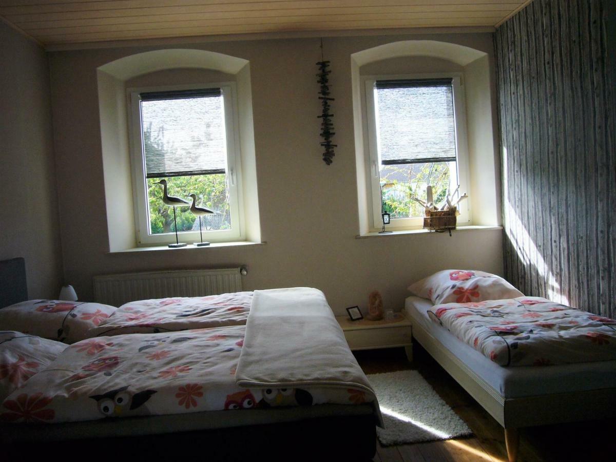 Ferienwohnung Im Alten Schulhaus - Keine Monteure Plech Esterno foto