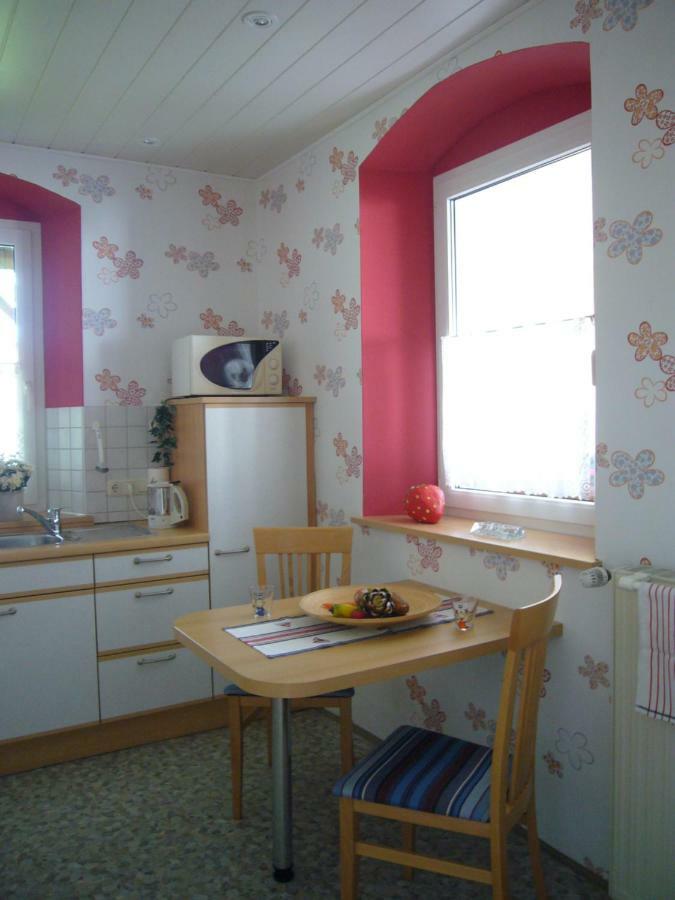 Ferienwohnung Im Alten Schulhaus - Keine Monteure Plech Esterno foto